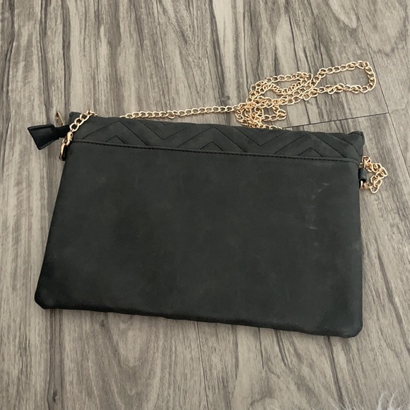 Olivia Miller envelope clutch/ crossbody with gold chain - Picture 6 of 8